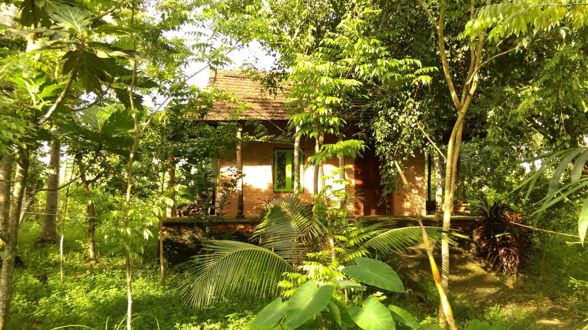 Green Hope Lodge Cat Tien Exterior photo